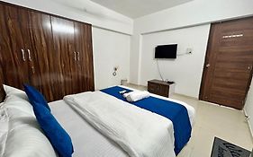 Zenith Homes - Boomerang Suites