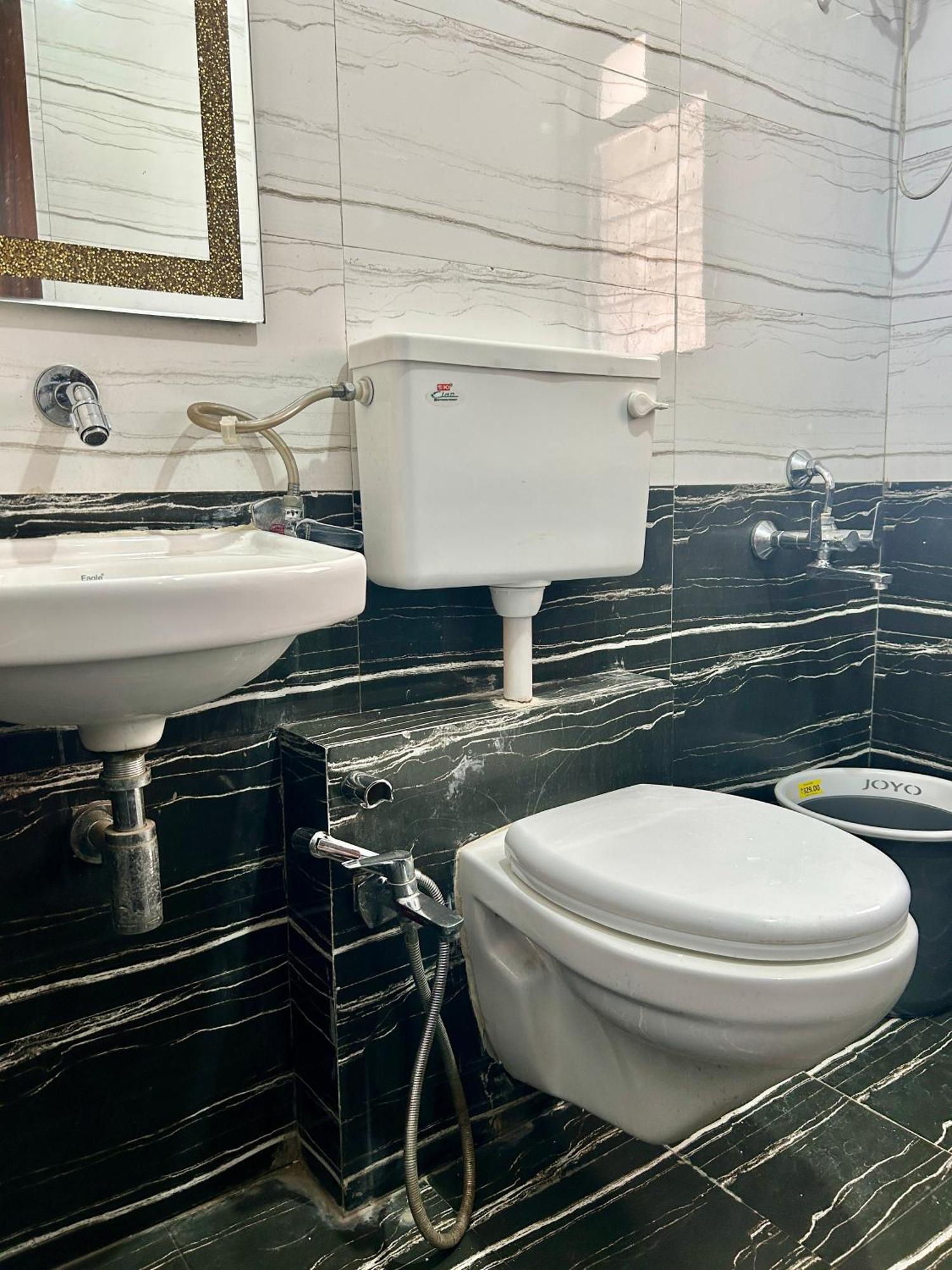 Zenith Homes - Boomerang Suites Mumbai Exterior photo